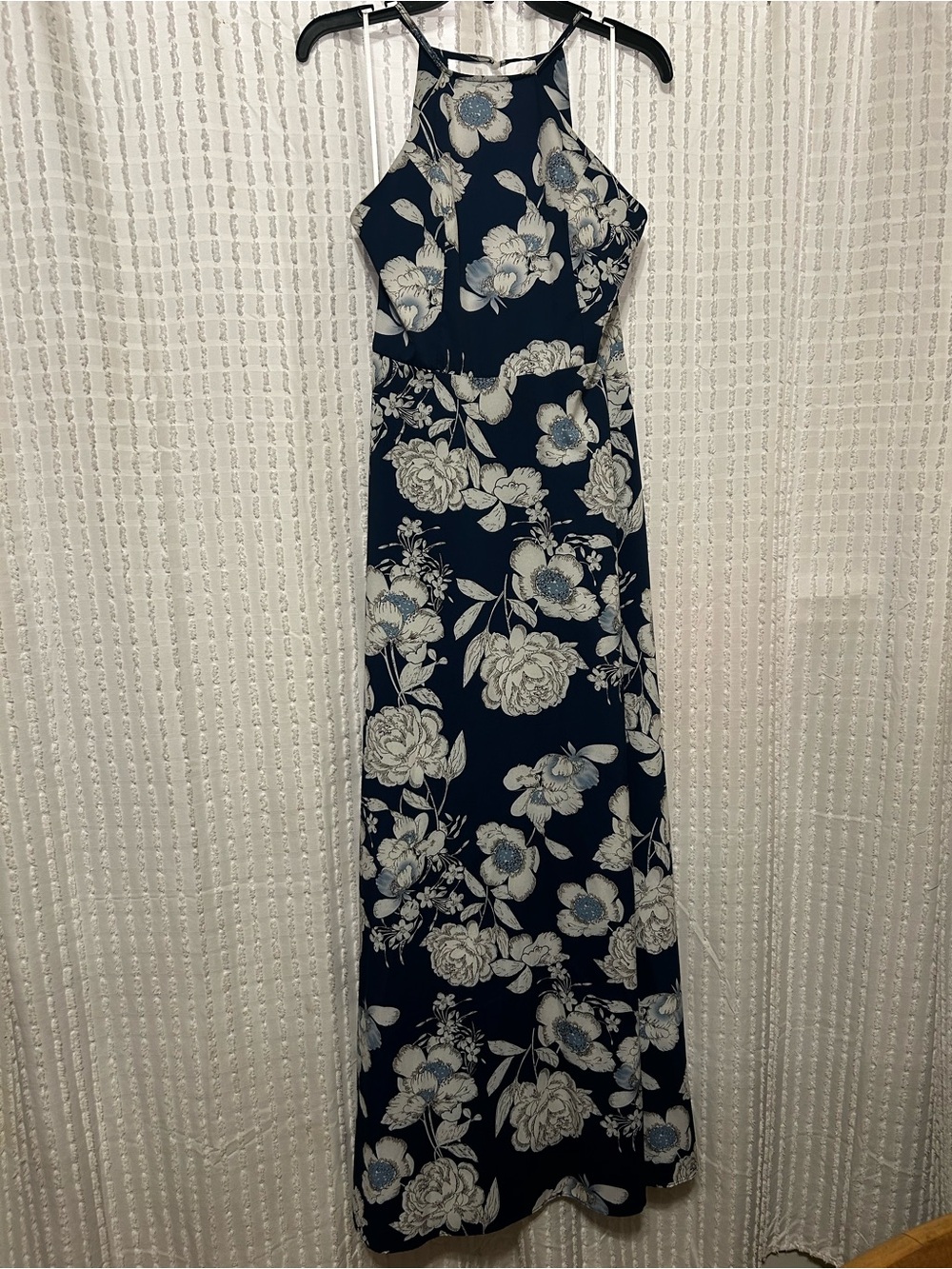 Women’s Medium Navy Blue Floral Halter Dress - Picture 2 of 14